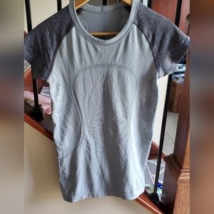 Lululemon women's shirt